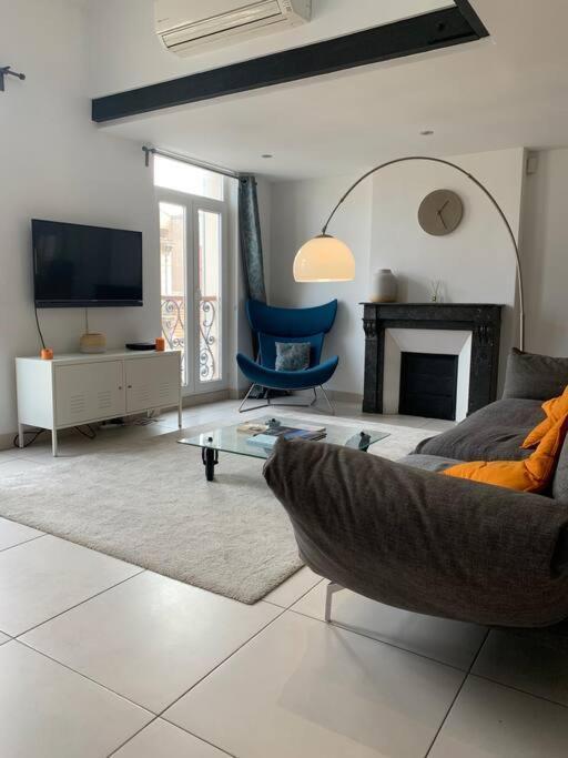 マルセイユLe Paradis - Superbe Duplex - Plein Centreアパートメント エクステリア 写真