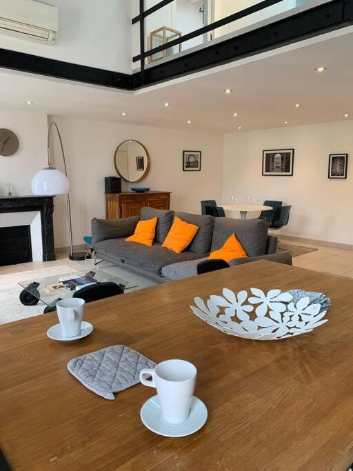 マルセイユLe Paradis - Superbe Duplex - Plein Centreアパートメント エクステリア 写真